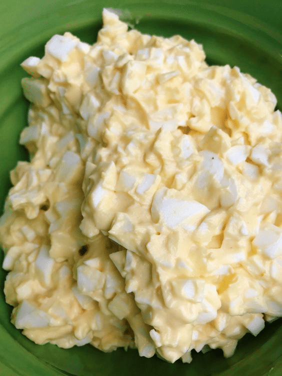 Vaječný salát je bílkovinová bomba bez špetky sacharidů