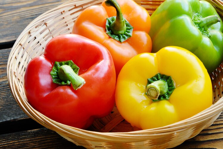 Papriky jsou velmi výživné, plné vitamínu C.
